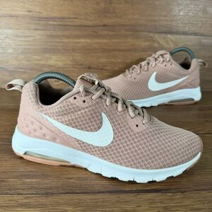 Nike Air Max Motion Pink Athletic Sneakers Women’s Size 8.5 Shoes